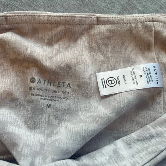 Athleta Elation Texture Leggings - Picture 2 of 2